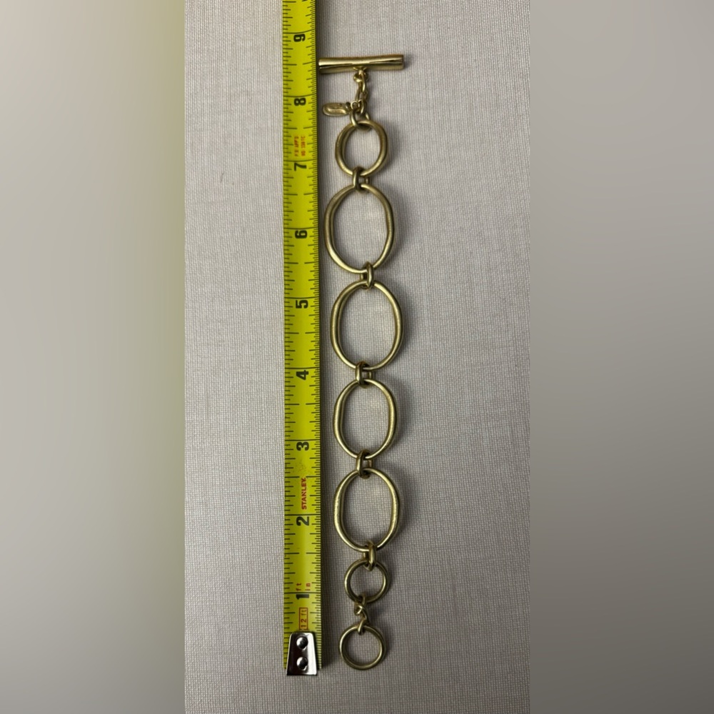 Vaubel Small Oval Single Banded Link Bracelet, gold plated